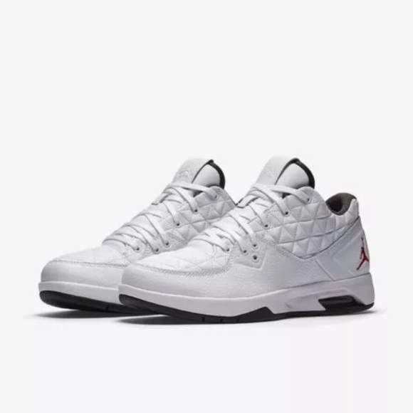 nike air jordan clutch